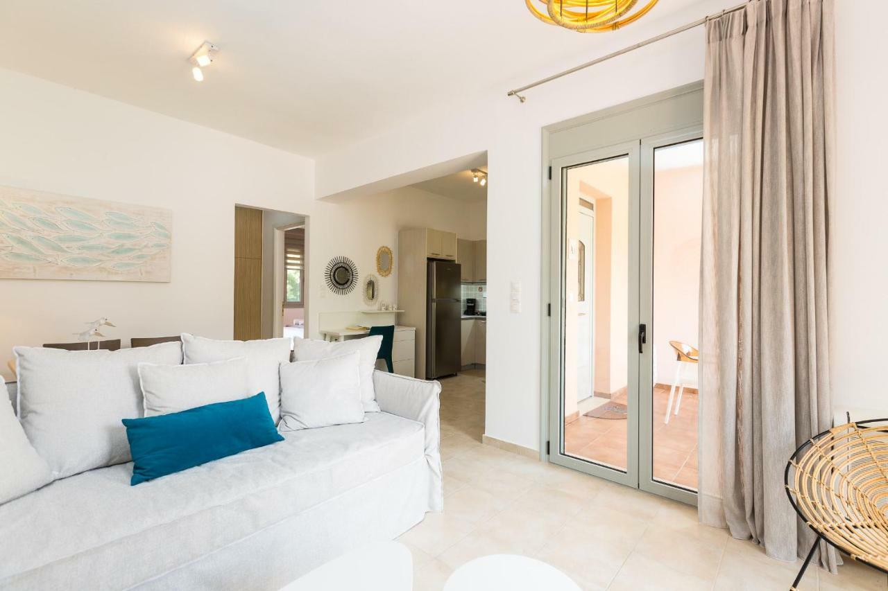 Chris House Villa Loutra Екстериор снимка